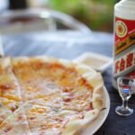 découvrez les bienfaits et précautions des herbes pendant la grossesse pour assurer la santé de la maman et du bébé.