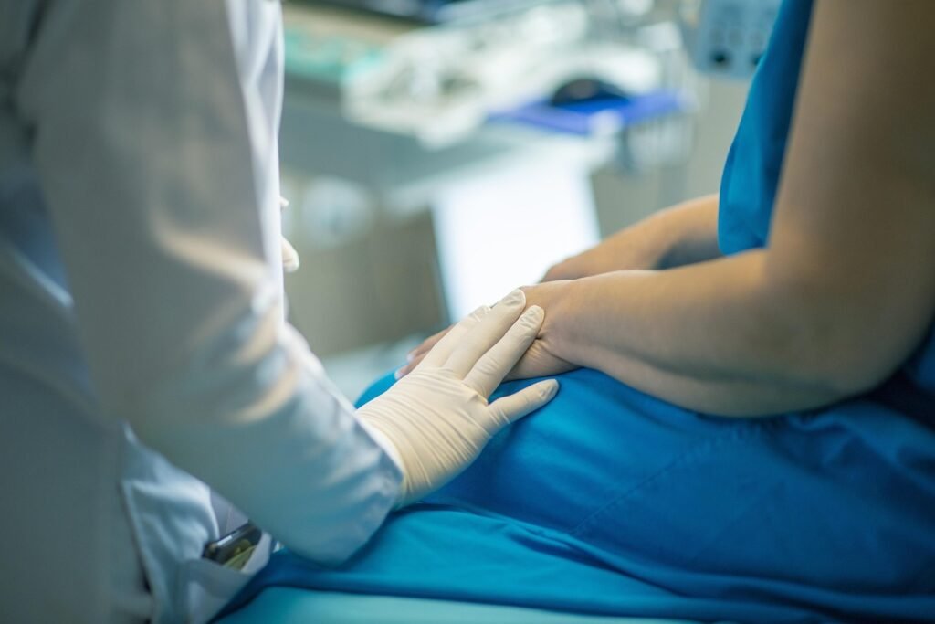 consultation médicale spécialisée pour troubles de l'érection : conseils, diagnostic et traitement personnalisé avec un professionnel de santé.