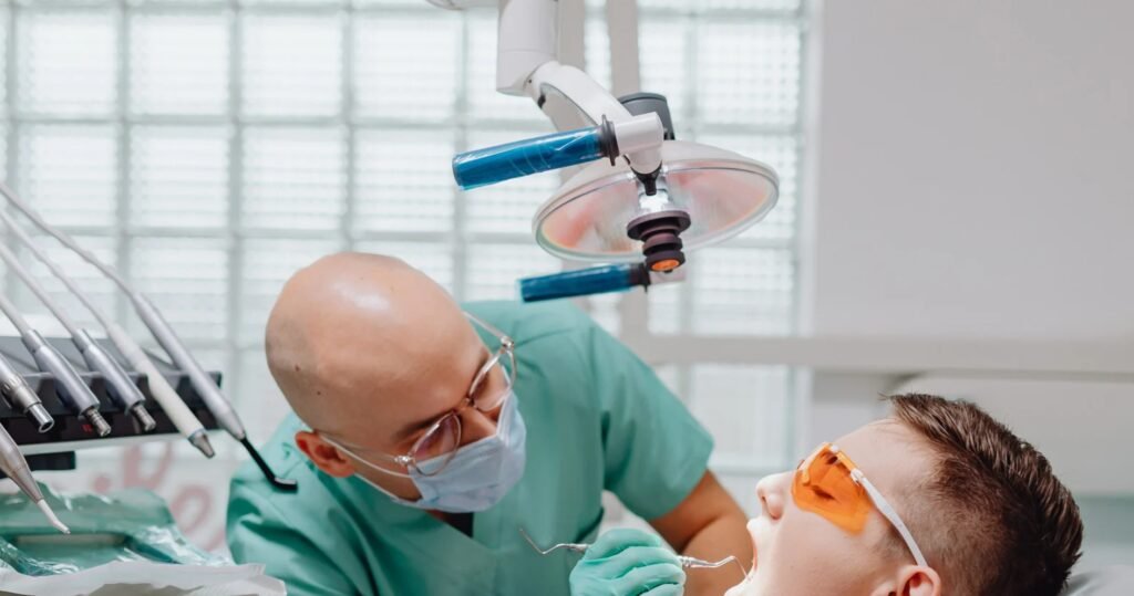Matériel laboratoire dentaire Capdentaire : le guide d'achat pour moderniser votre flux de travail