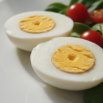 découvrez la valeur calorique et les apports nutritionnels détaillés d'un œuf dur pour mieux comprendre ses bienfaits sur votre santé.
