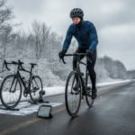 découvrez comment ajuster votre entraînement de cyclisme en hiver pour rester motivé et progresser malgré le froid et les conditions difficiles.